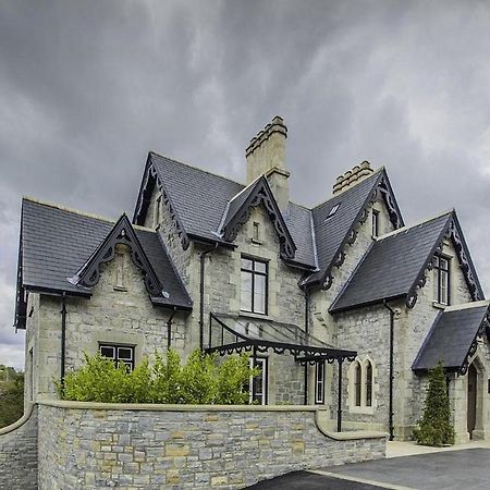 Cae Court Hotel Bridgend  Εξωτερικό φωτογραφία