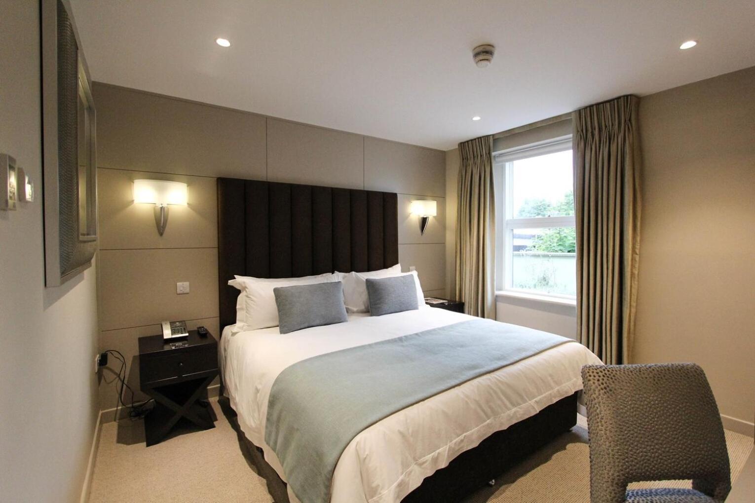 Cae Court Hotel Bridgend  Εξωτερικό φωτογραφία