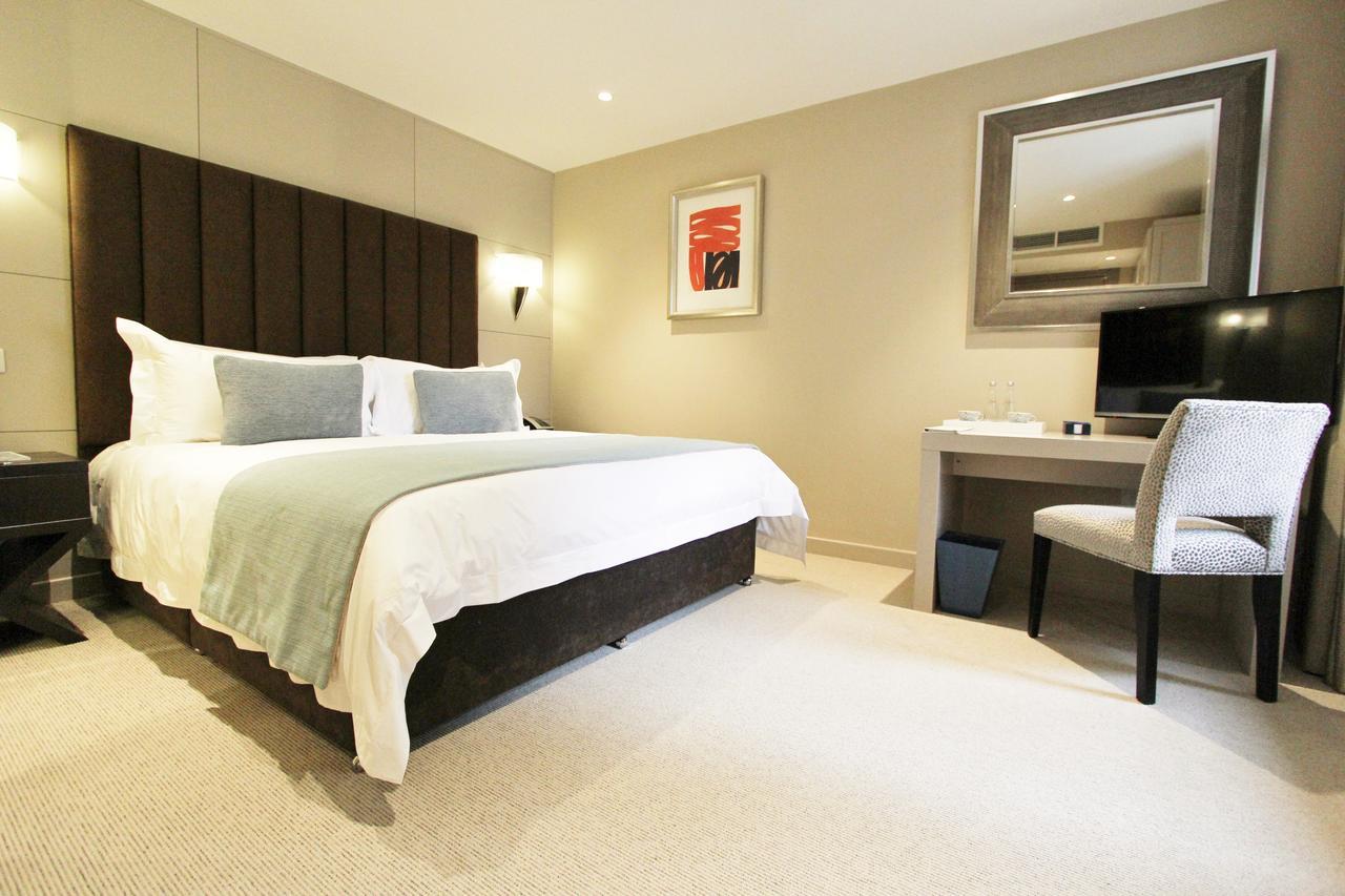Cae Court Hotel Bridgend  Εξωτερικό φωτογραφία
