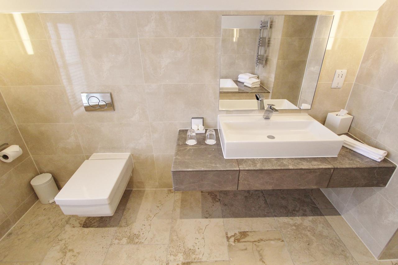 Cae Court Hotel Bridgend  Εξωτερικό φωτογραφία